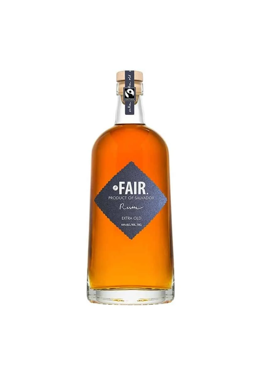 FAIR. Salvador XO Rum | 700ML