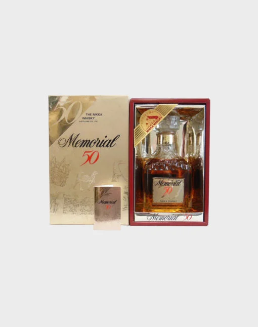 El monumento a Nikka del whisky del 50 aniversario