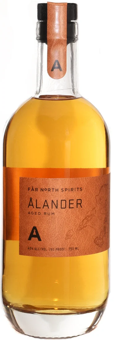 Far North Spirits Ron añejo Alander - Rum