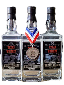 Whisky blanco Double Texas de Hollow Distillery